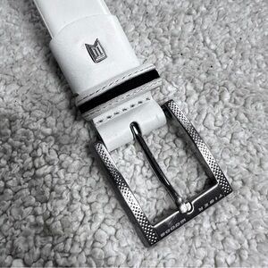 Tiger Woods Inscribed Silver  Buckle, White Mission leather GOLF belt,  34